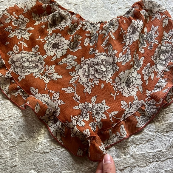 RARE Brandy Melville Orange Floral Sheer Vodi Shorts - Picture 5 of 5